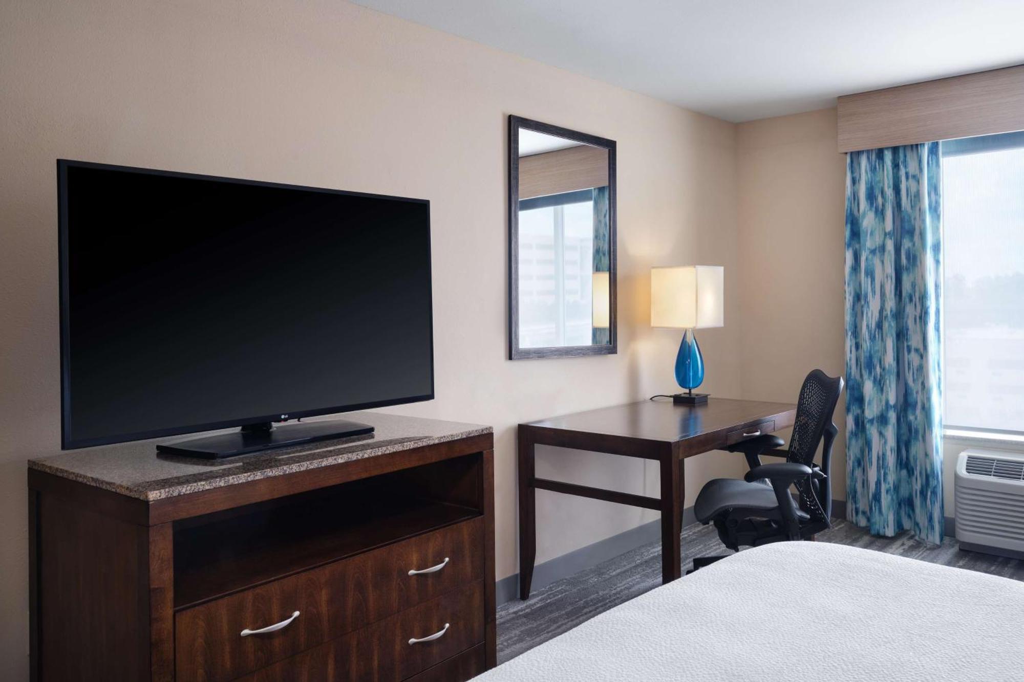 Hilton Garden Inn Houston/Bush Intercontinental Airport Экстерьер фото